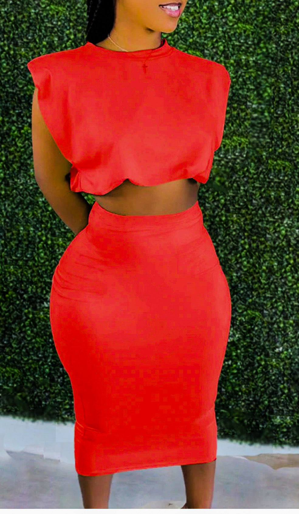 “Just Cooling” Skirt Set in color: Red